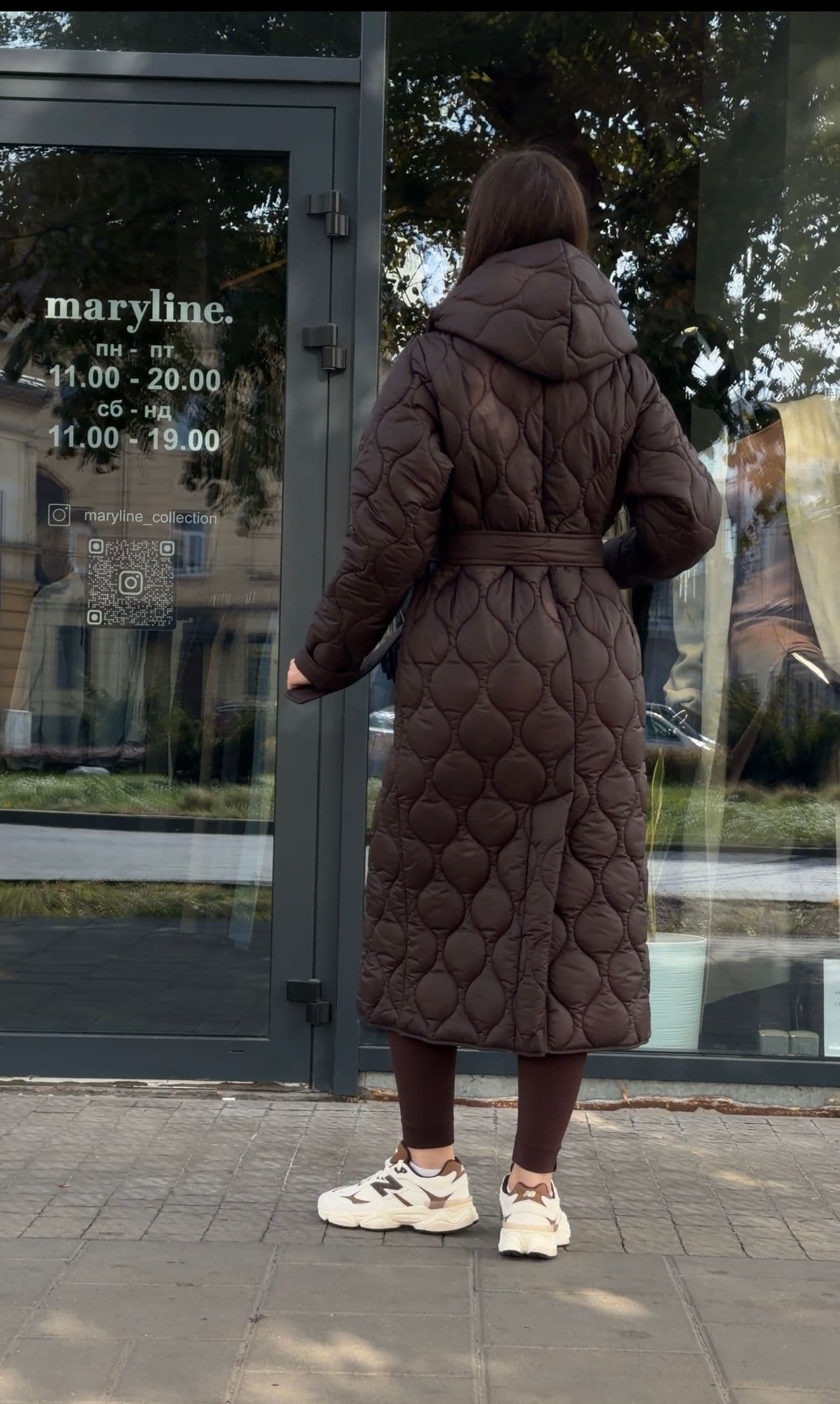 Куртка-пальто стьобана жіноча Maxi maryline в шоколадному кольорі — фото 2